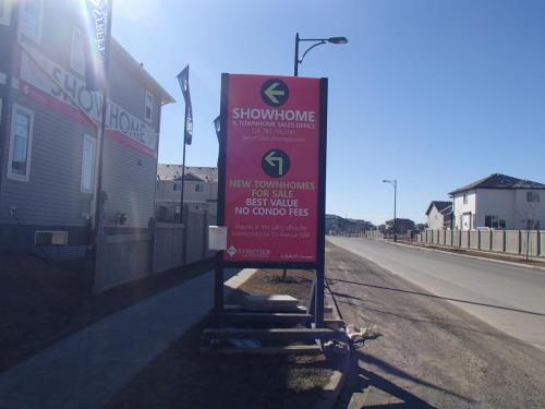 Qualico Developments - Wood Frame Construction Signage